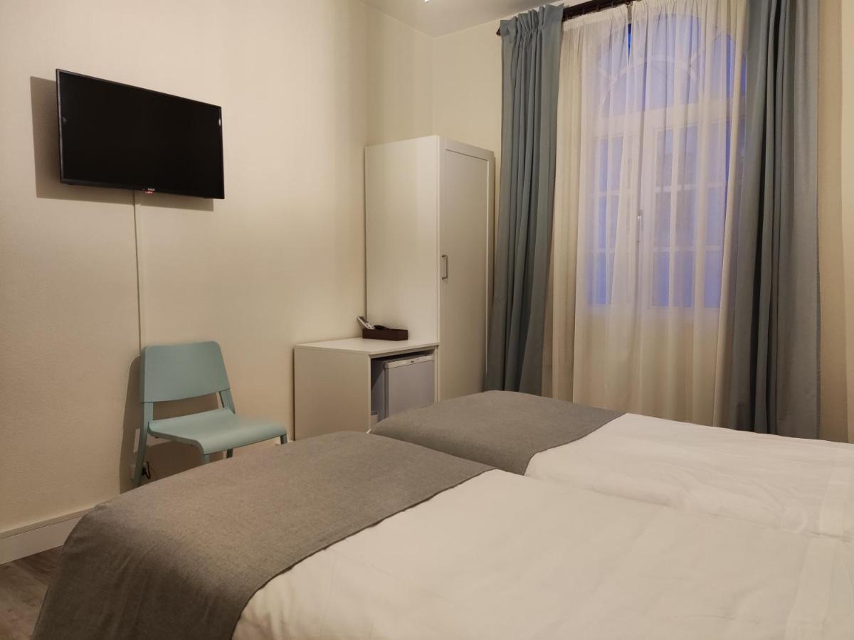 Hostal Andalucia Chipiona Buitenkant foto