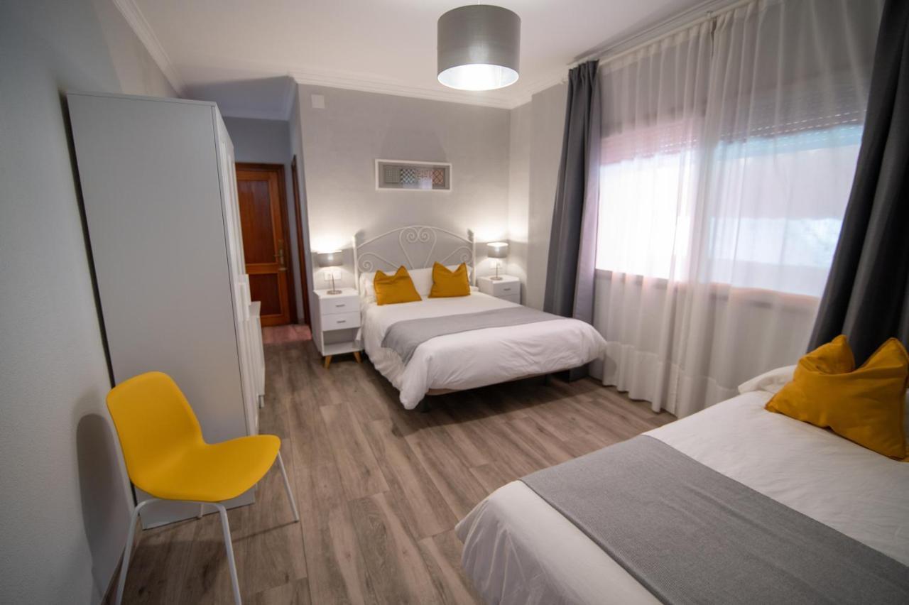 Hostal Andalucia Chipiona Buitenkant foto