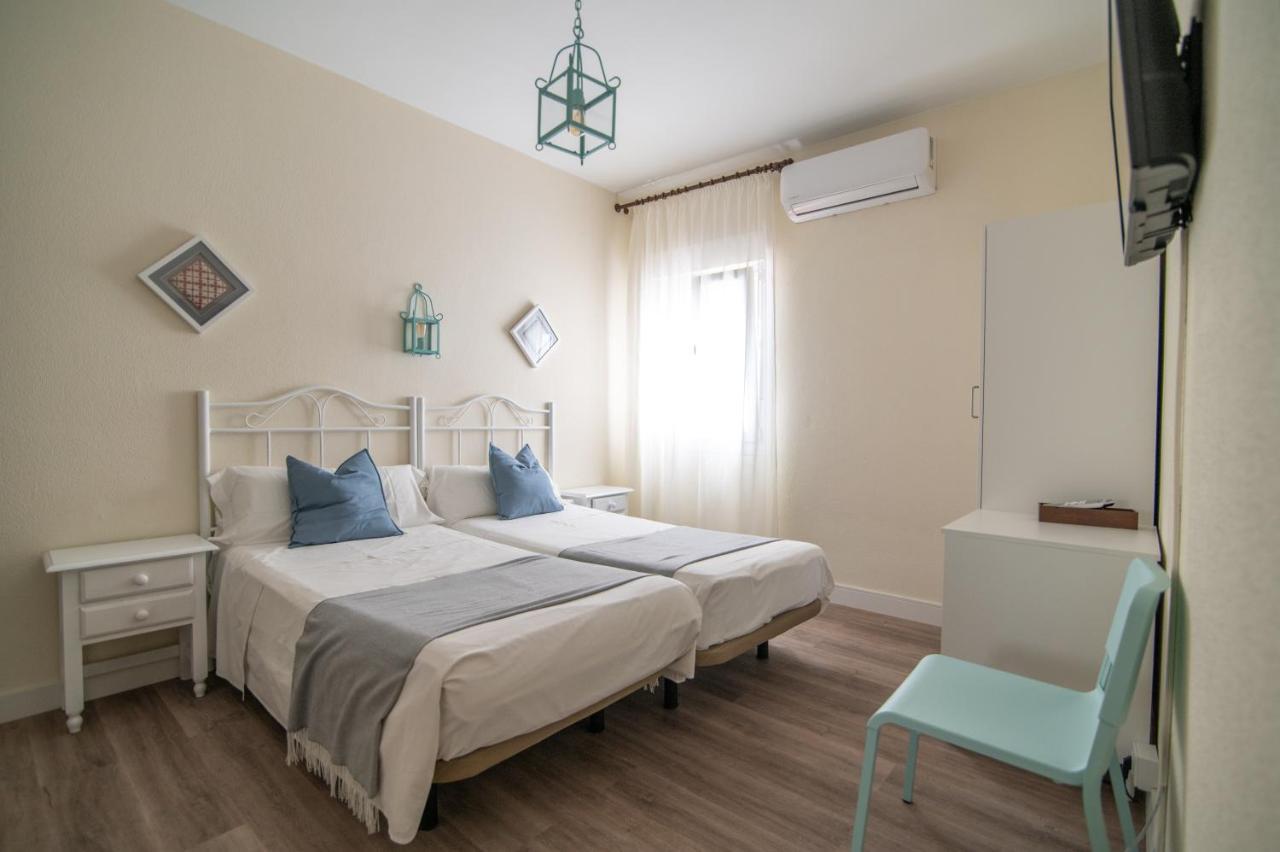 Hostal Andalucia Chipiona Buitenkant foto